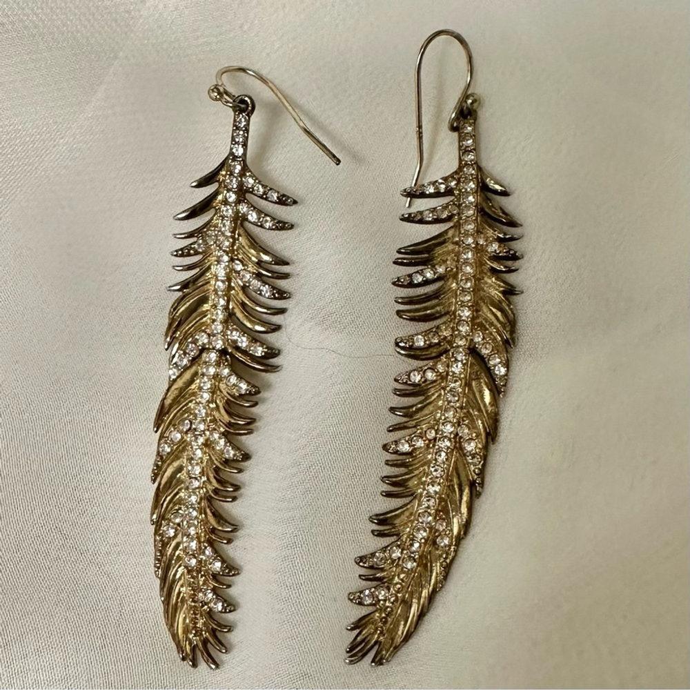 ❗️SOLD❗️Elegant Gold and Crystal Feather Earrings
